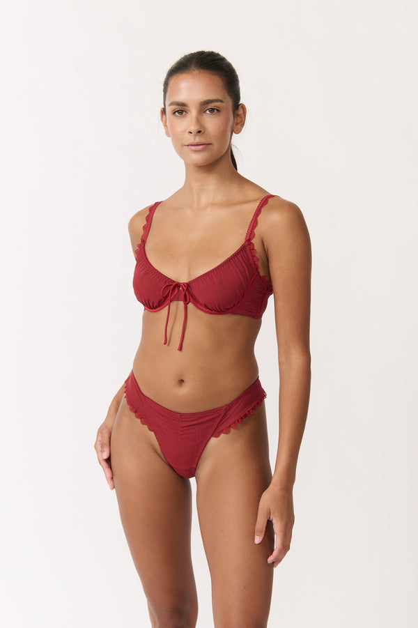 Hazel Set Red