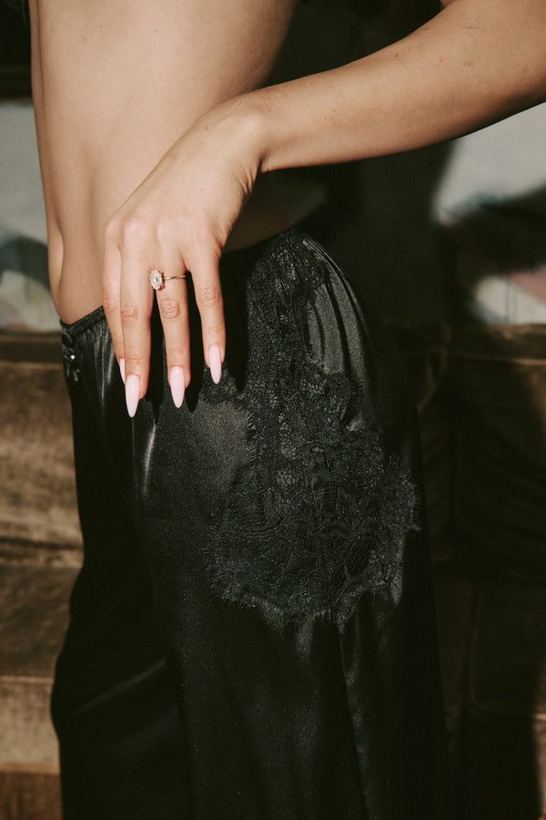 Jacquie Pant Black