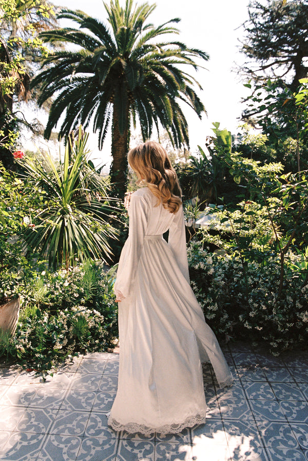 Madeline Robe Ivory