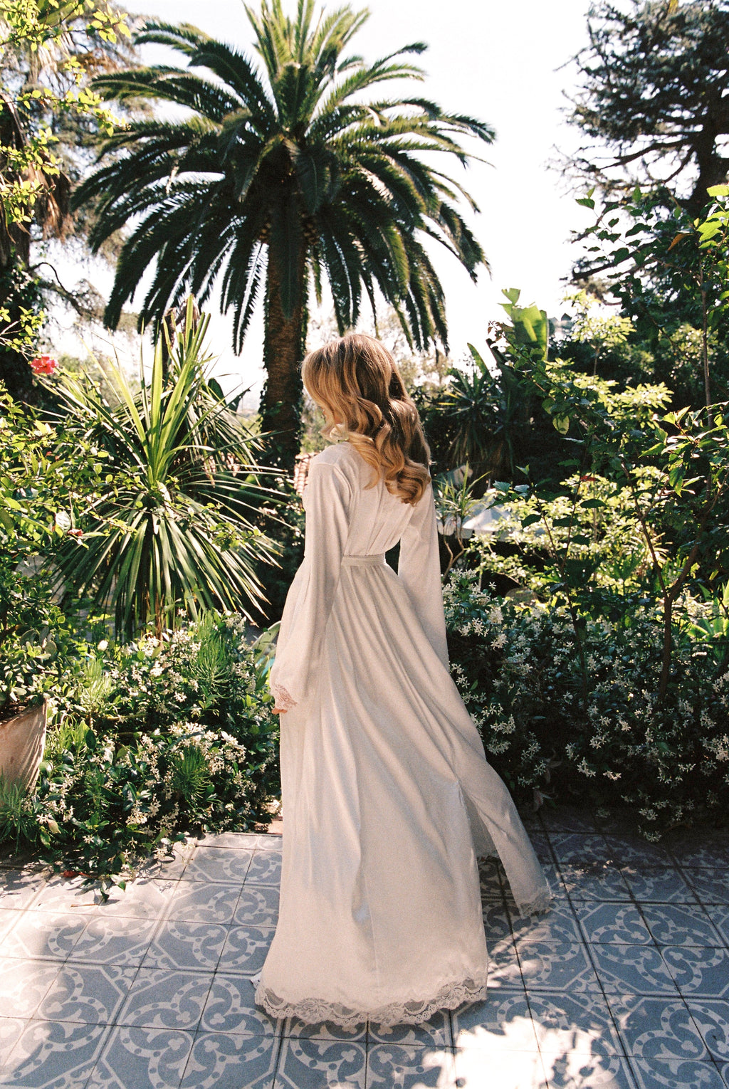 Madeline Robe