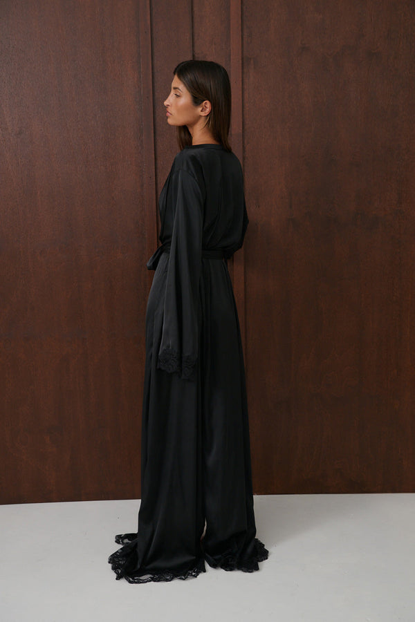 Madeline Robe Black